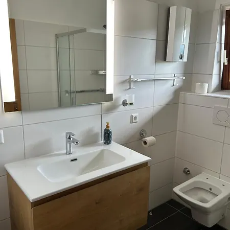 Appartement Haus Annemiek Met Balkon